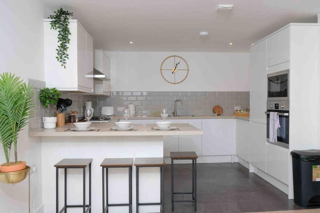 Garden Of Eden 1 Bedroom Flat In Fishponds บริสตอล ภายนอก รูปภาพ